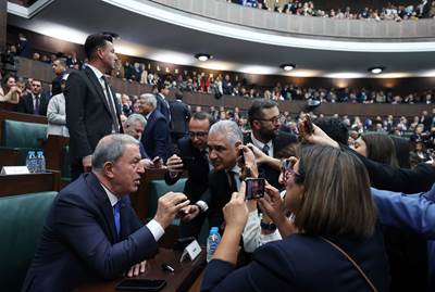  Millî Savunma Bakanı Hulusi Akar, Gazetecilerin Sorularını Yanıtladı